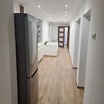 Dom Pri Rieke S Parkovanim Ferienhaus *