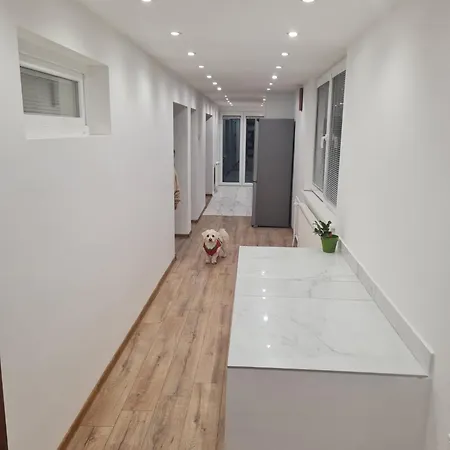 Vakantiehuis Dom Pri Rieke S Parkovanim Žilina