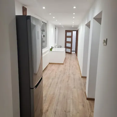 Dom Pri Rieke S Parkovanim Vakantiehuis *